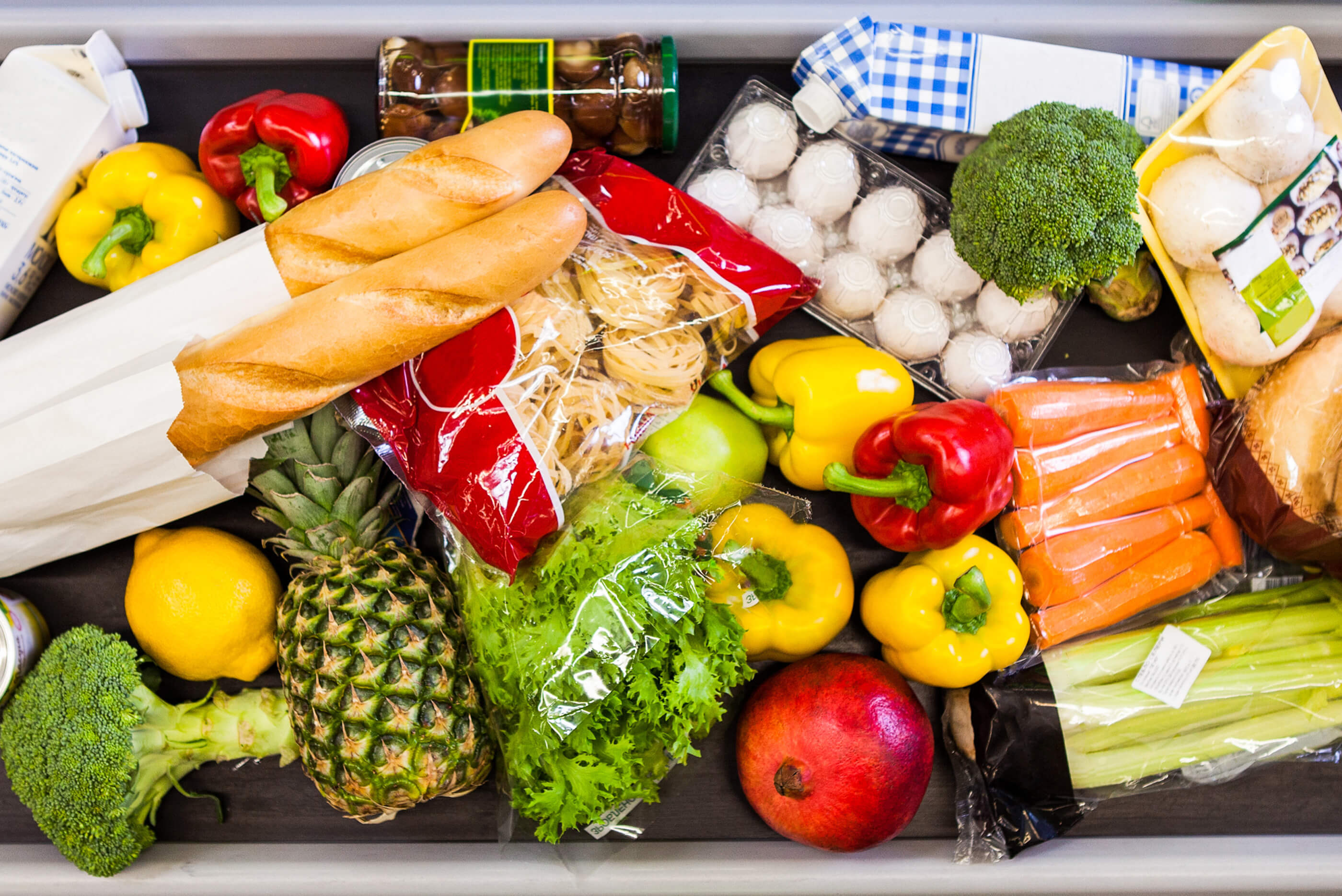 Klebeetiketten auf Rolle Klebeetiketten auf Rolle